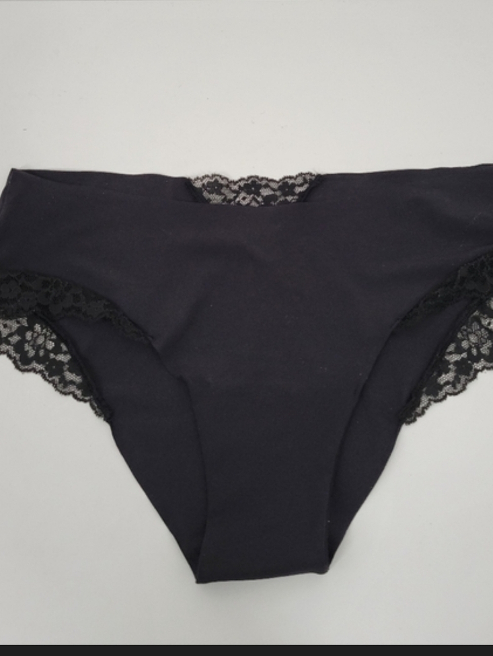 New Victoria's Secret Black Lace-Trim Bikini Panty